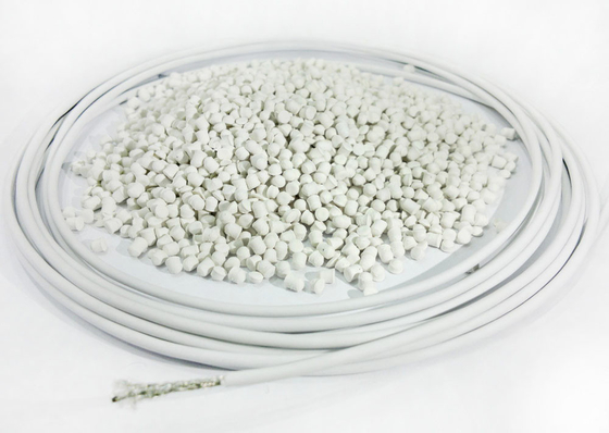 Tel ve Kablo İçin Alev Geciktirici 1.39g / Cm3 PVC Bileşik poli vinil klorür