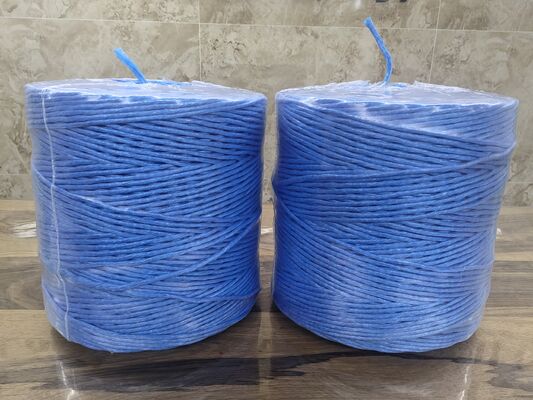 UV Direnci PP Baler Twine Çekim Gücü 380KGF Yüzde 100 Polipropilen Bale Bağlama ve Dolaştırma İhtiyaçları için İdeal